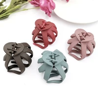 Frosted Colorful Girls Hair Clips Big Hair Claw Crab Plastic Hairpins for Women Barrettes Hair Claws for Women Hair Accessories