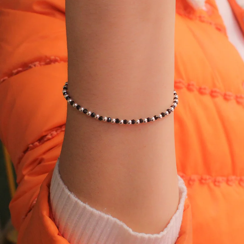 Женский эластичный браслет с бусинами Trusta черный из стерлингового серебра 925