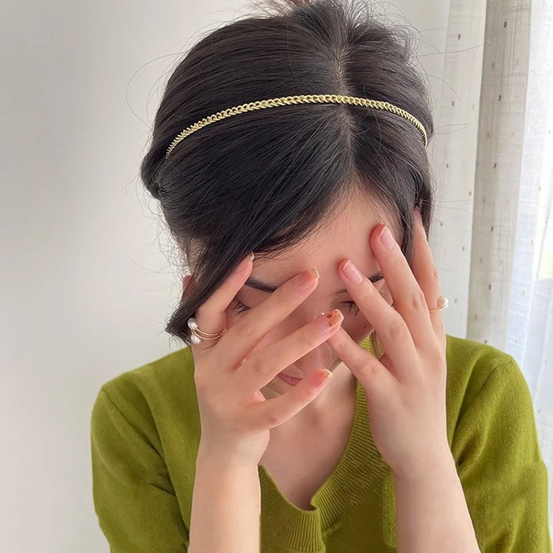 

Korean thin metal wind chain headband go out to wash your face female minimalist hairpin ins headband hair accessories headwear