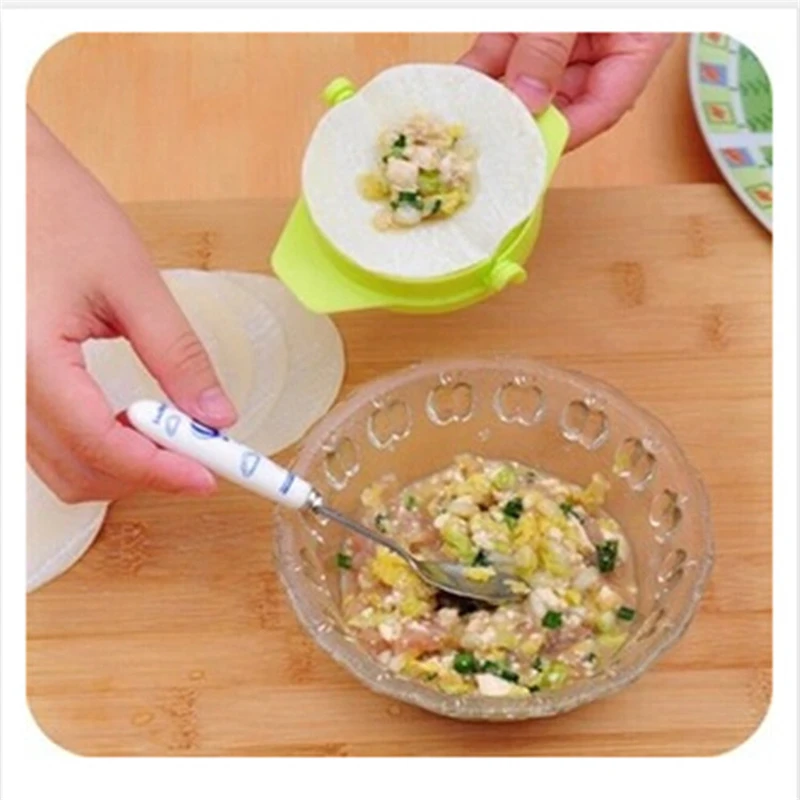 1pcs Dumplings Ravioli Making Eco-friendly Safety DIY Dumpling Maker Pastry ToolsCooking Tool Mold for Kitchen Accessories |