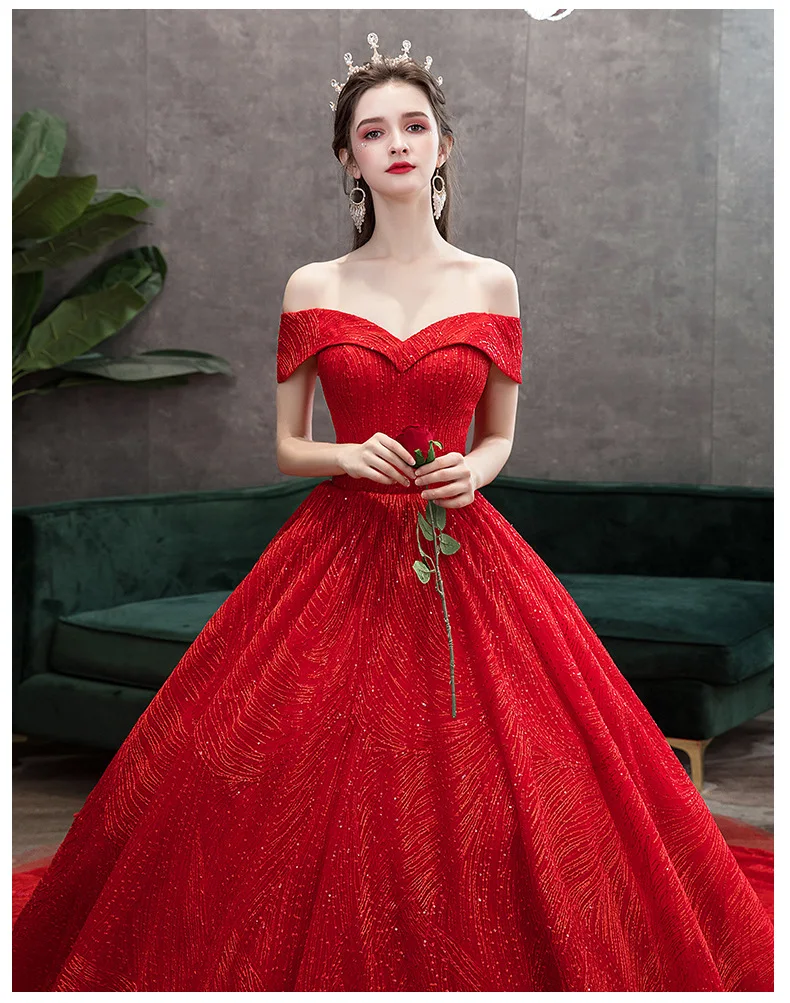 Платье Свадебное красное тонкое со звёздным небом длина плеч шлейфом для