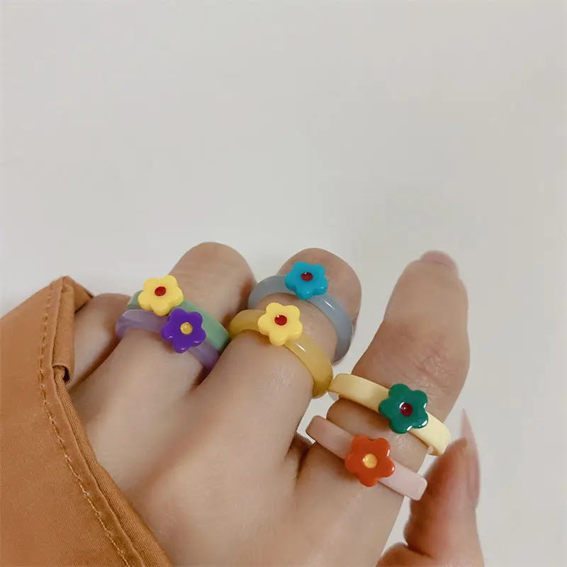 

Fashion Funk Epoxy Colorful Transparent Resin Flower Rings For Women Acrylic Cute Korean Rings Finger Charm Party Y2K Jewelry Gi
