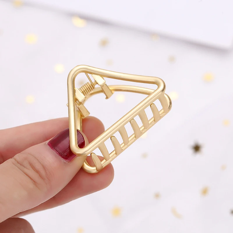 

Women Girls Cute Heart Hollow Geometric Gold Alloy Hair Claws Sweet Headband Hair Clips Hairpins Fashion Hair Accessories