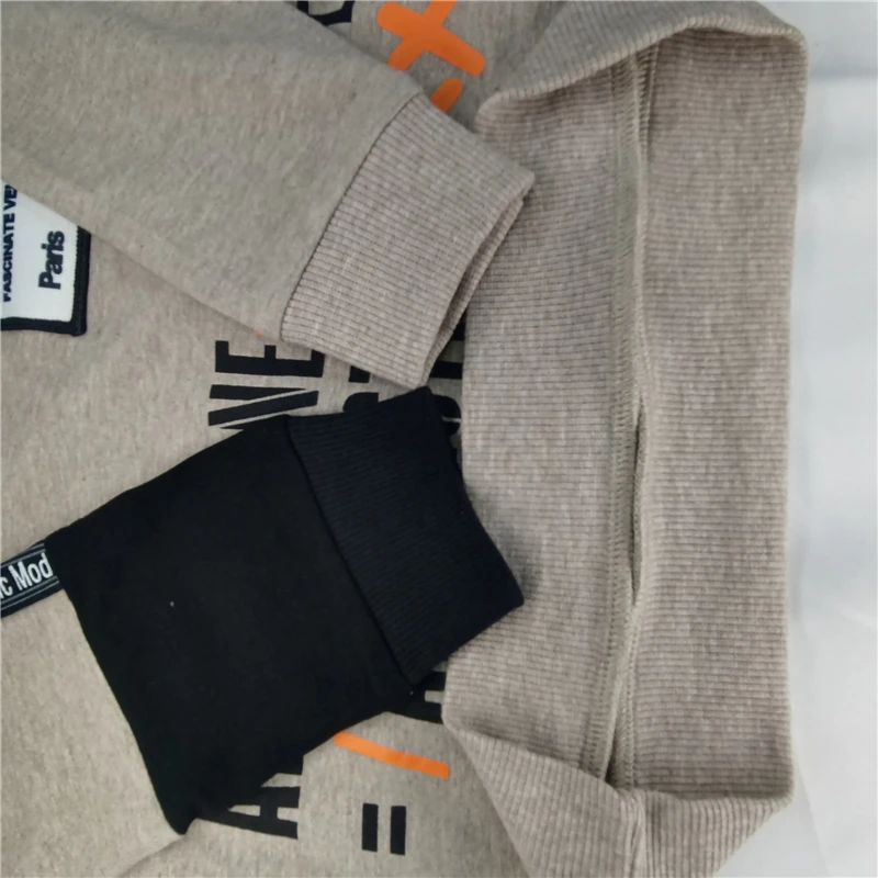 

Autumn Children's Thick Cotton Long-sleeved New Comfortable And Breathable Oversized Baby Top Suitable For Children Aged 2-7