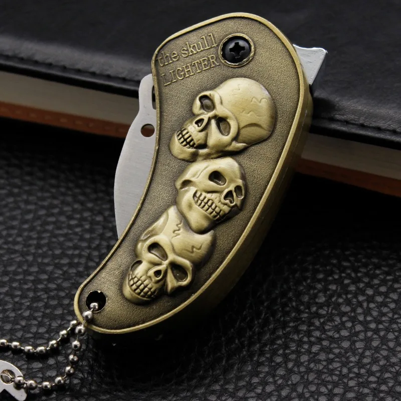 

Metal Gas Lighter Multi-function Tiger Head Creative Torch Lighter Portable Folding Knife Windproof Lighter Smoking Accessories