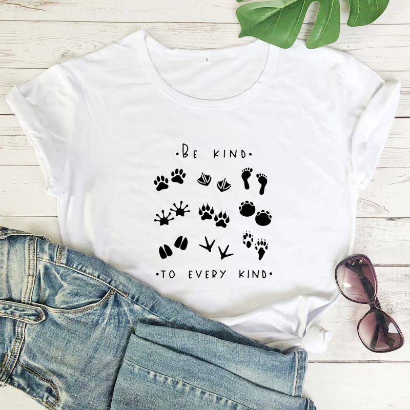 Be Kind To Every Kind Animal Footprint T-shirt Funny Women Graphic  Tee Top Cute Vegetarian Kindness Tshirt Camiseta