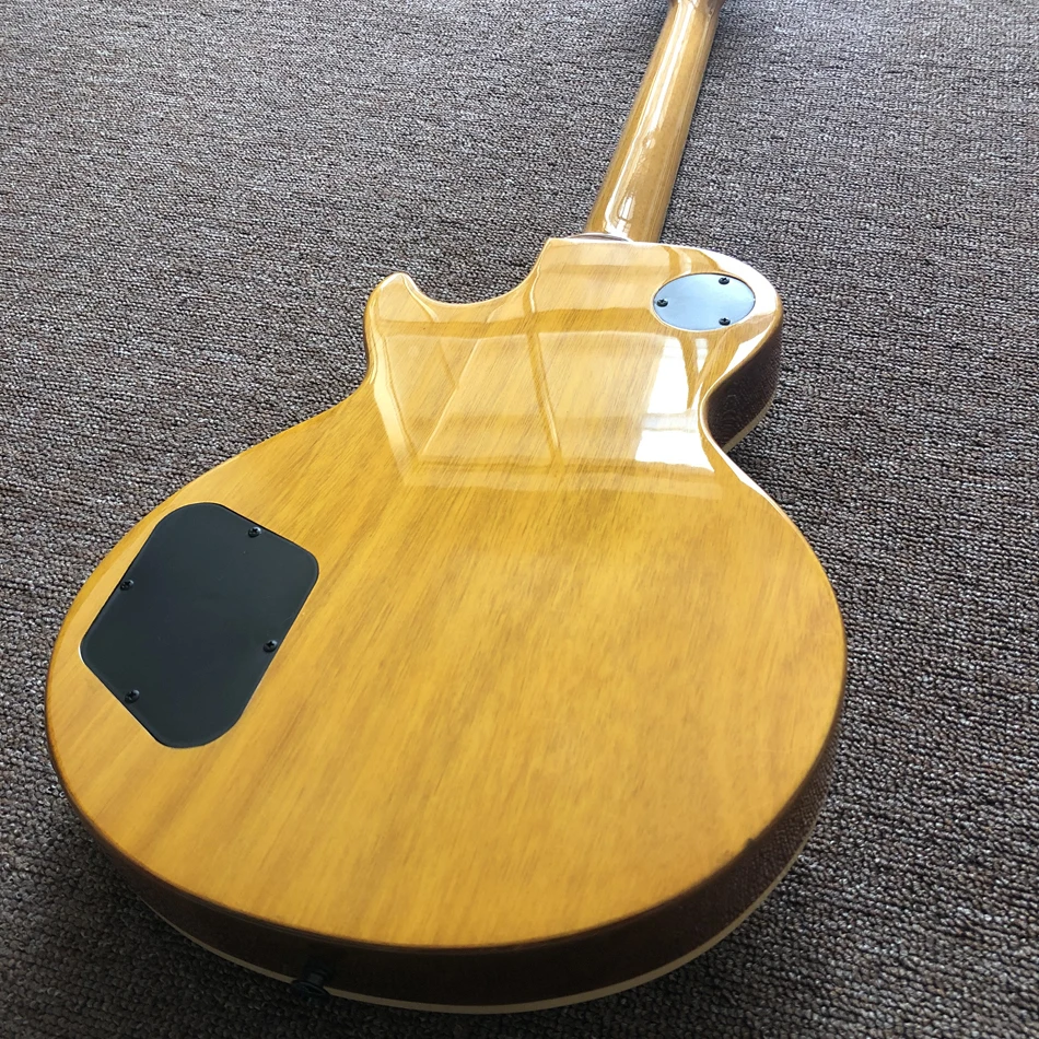 

Electric guitar Rosewood fingerboard,Maple top,Black hardware,high quality guitar,free shipping