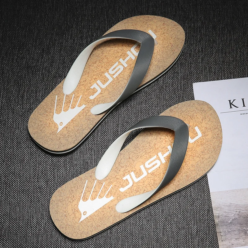 

2020 Men Fashion Vacation Casual Sandals Shoes Comfortable Flat Slippers Sandals Shoes Home Bathroom Beach Flip Flops Slides