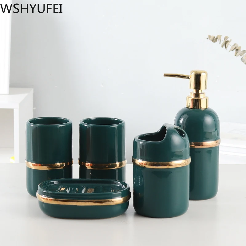 Набор керамических аксессуаров для ванной комнаты в европейском стиле|Наборы