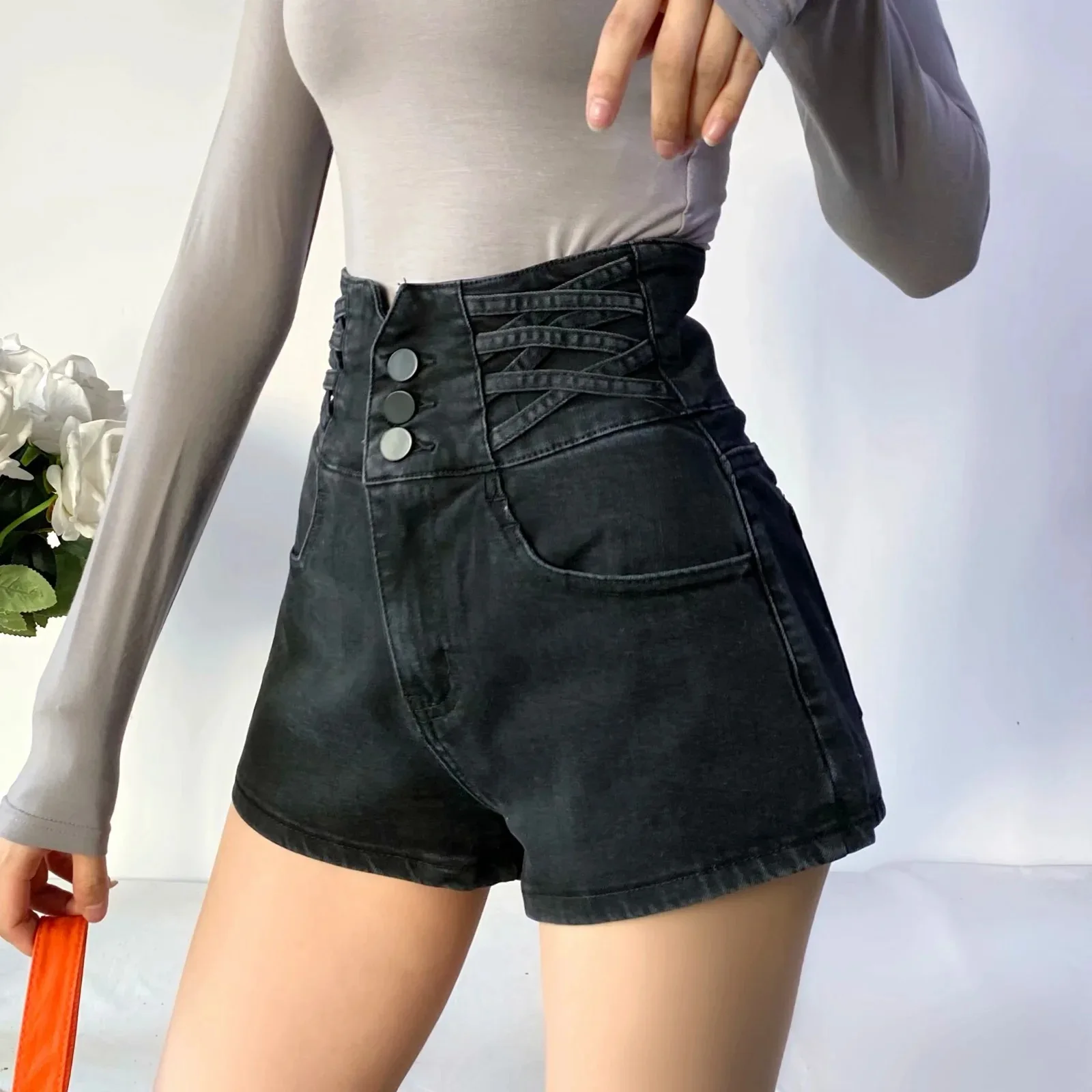 

Side Strap Ultra High Waist Hip Raise Slimming Jeans 2021 New Women's Street Fashion Loose Wide Leg Hollow Lace up Hot Shorts