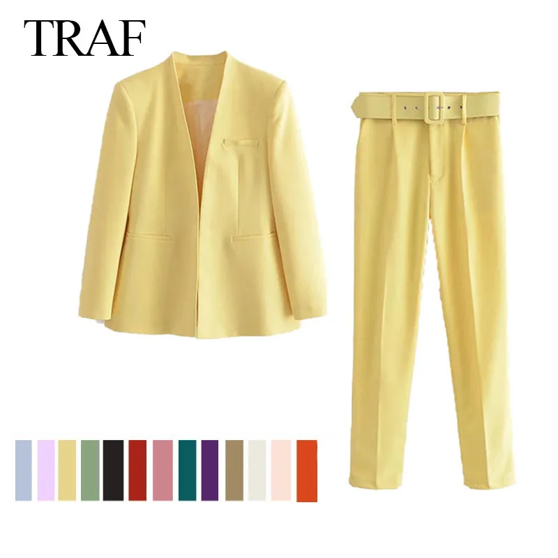 Костюм-двойка женский из блейзера и брюк однотонный | Женская одежда
