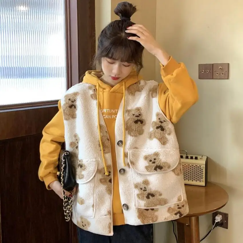 

Large pocket thickened plus velvet vest