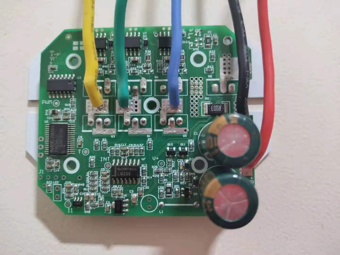 

Water Pump General Control Board, Non-inductive Brushless Motor Drive 48~60V 800W