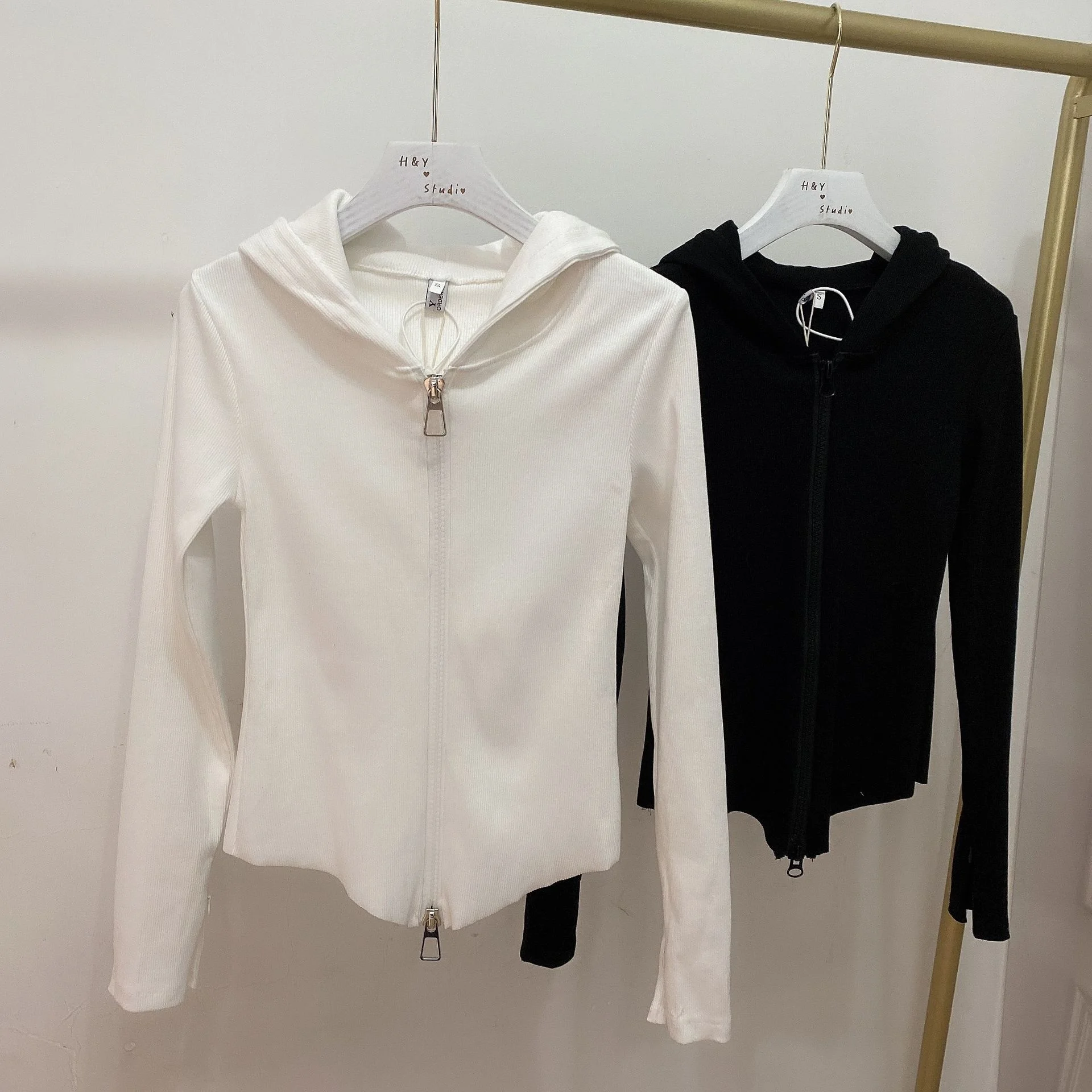 

2021 spring large waist zipper hooded leisure long sleeve top coat fashion
