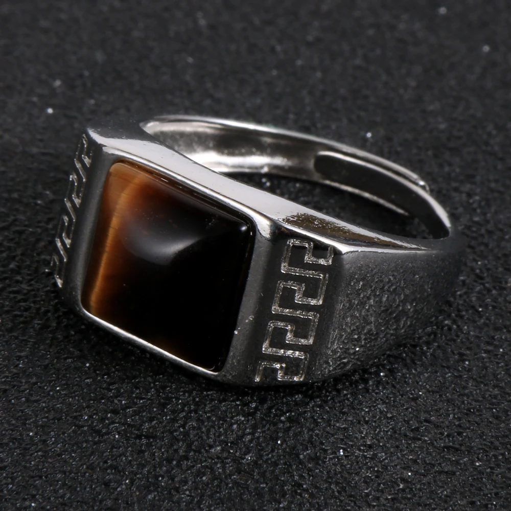 Мужское кольцо 10 мм с натуральным камнем квадратное тигриным глазом Серебряное