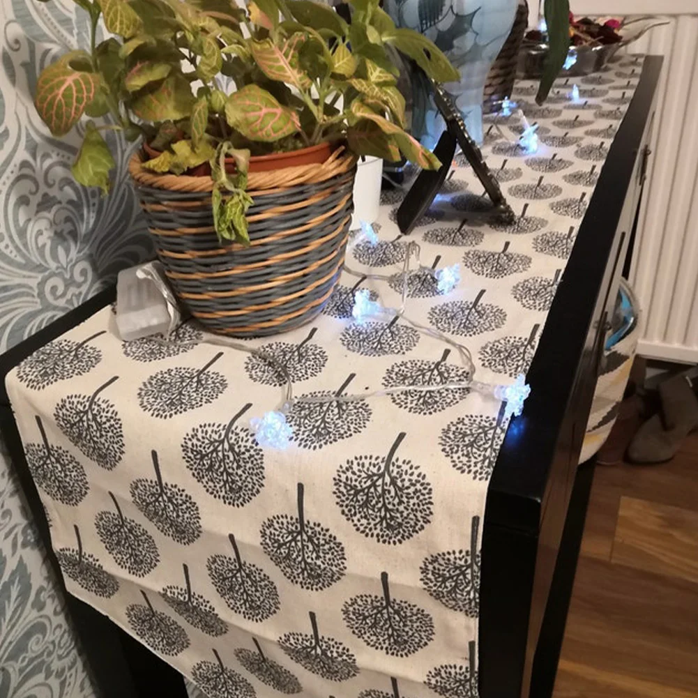 

Modern Tree Pattern Table Runner Cotton Linen Table Cover Track on The Table Chirstmas Party Wedding Decor Crafts Table Cover