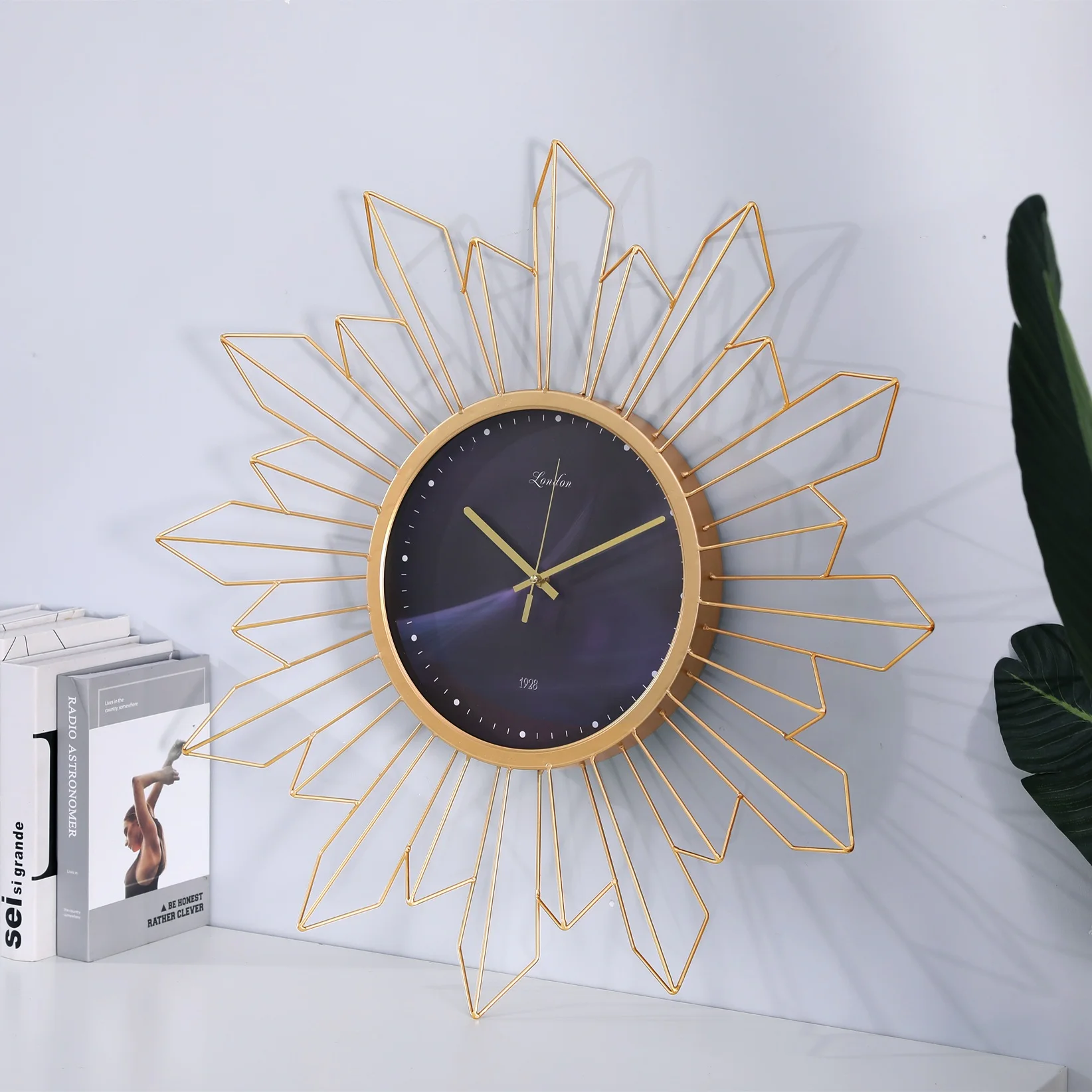 Большие металлические настенные часы в скандинавском стиле роскошные