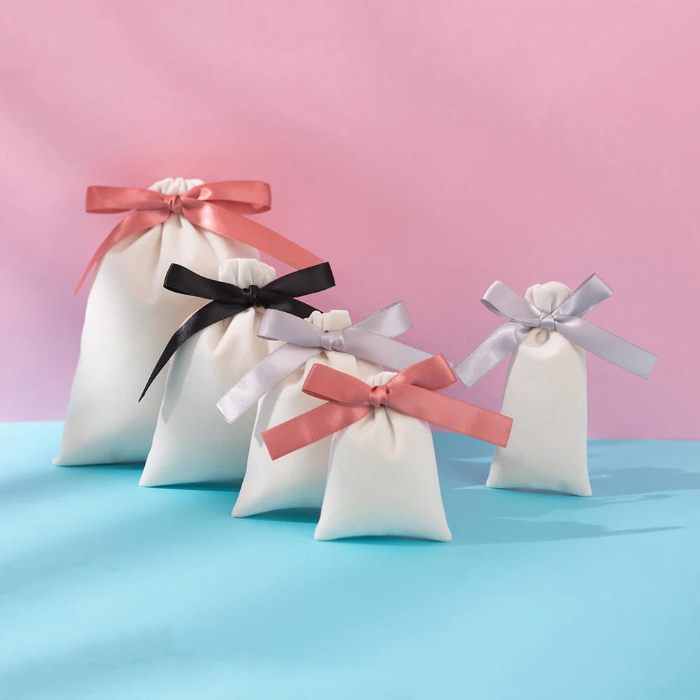 

50pcs/lot Jewelry Gift Velvet Bag with Ribbon 7x9cm 10x12cm 12x15cm Eyelashes Makeup Lipstick Flannel Cotton Drawstring Pouches