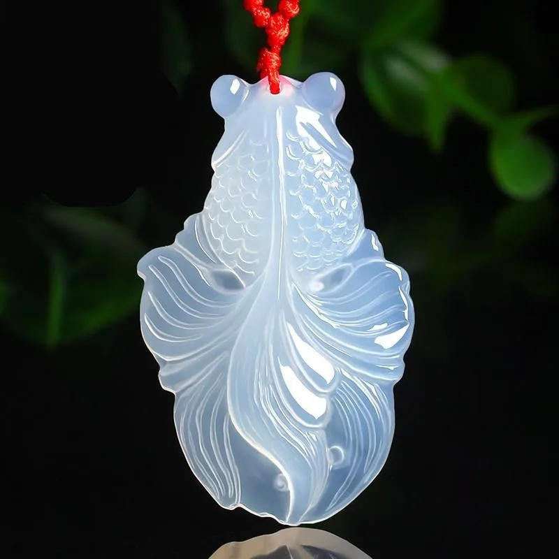 

Изысканные ювелирные изделия больше цветов зеленый Агат подвеска в виде золотой рыбки с натуральным льдом