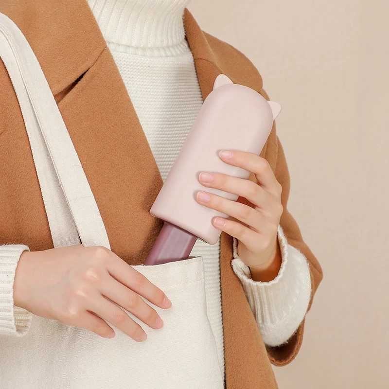 

Lint Brush Perfect for Clothing Furniture Cute Cartoon Hair Remover for Clothes H88F