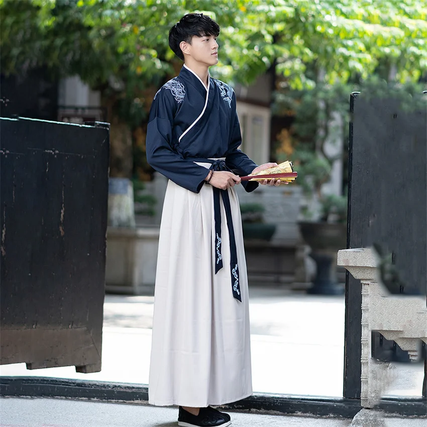 Традиционная китайская одежда ханьфу в стиле древней династии для мужчин