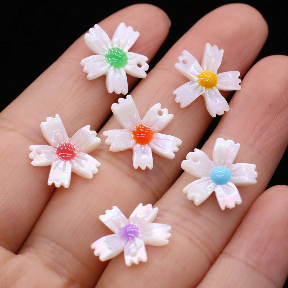

5pcs/lot Natural Shell Flower Beads Exquisite Seawater Shell Loose Beads for Women Jewelry Party Earrings Accessories 15x15mm