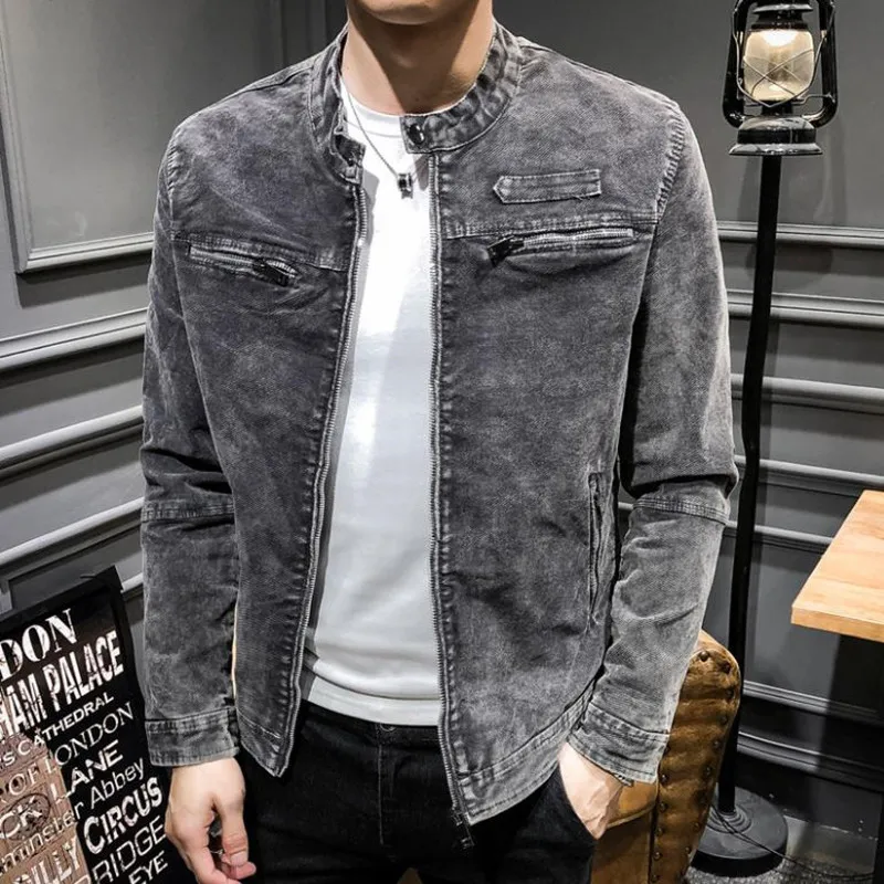 

Coats & Jackets