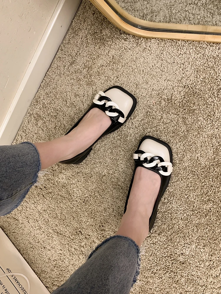 

Женские туфли в британском стиле, Квадратные Туфли с цепочкой, Кожаные Туфли Мэри Джейн, маленький цвет, Летний стиль