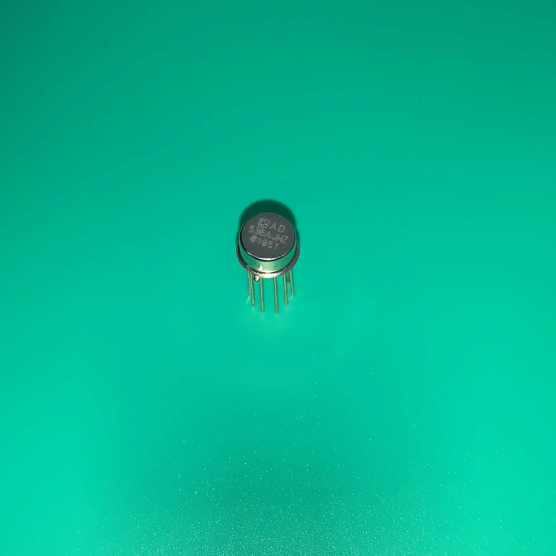 Конвертер AD536AJHZ CAN10 AD 536 AJHZ IC RMS в DC