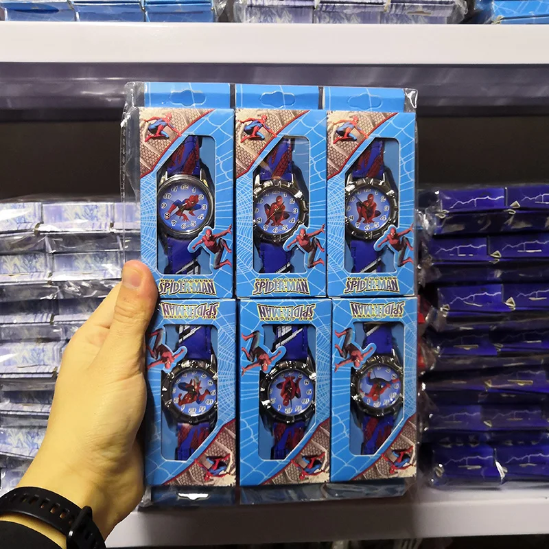 

Часы Детские кварцевые с кожаным ремешком и коробкой, 12 шт.