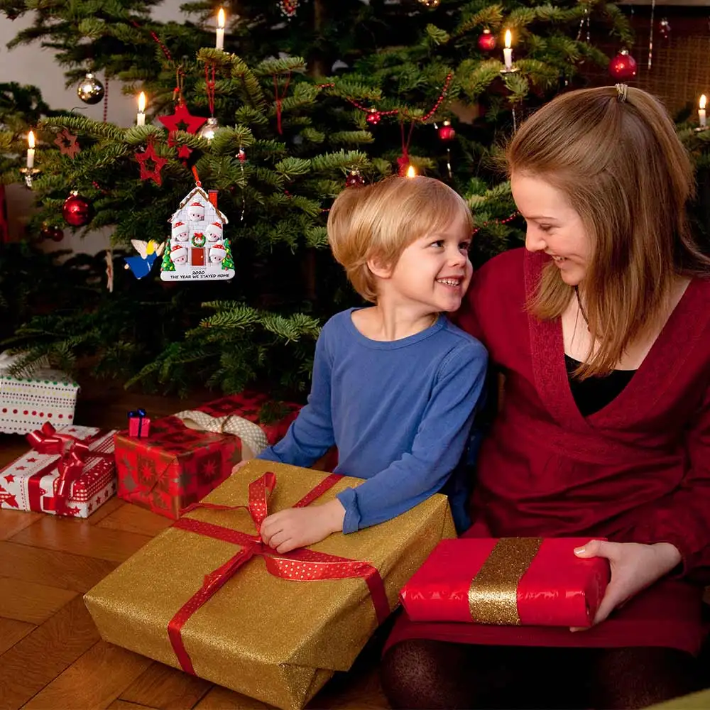 

New Christmas Hanging Ornament Resin Hanging Pendant Christmas Gift Of A Whole Family Tree Hanging Creative Gift Survived Family