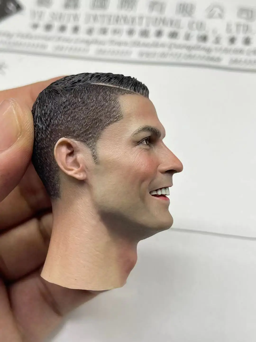 Экшн-фигурка Криштиану Роналду голова с улыбкой подходит для тела 12 дюймов