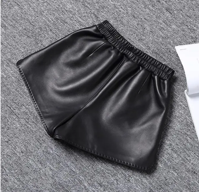 New Arrival Designer Sheepskin Real leather short pants Women's High Quality Genuine Leather Pockets pants C596