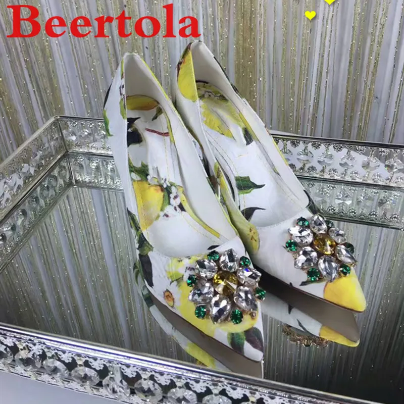 Женские туфли из хлопчатобумажной ткани заостренный носок высокий каблук без