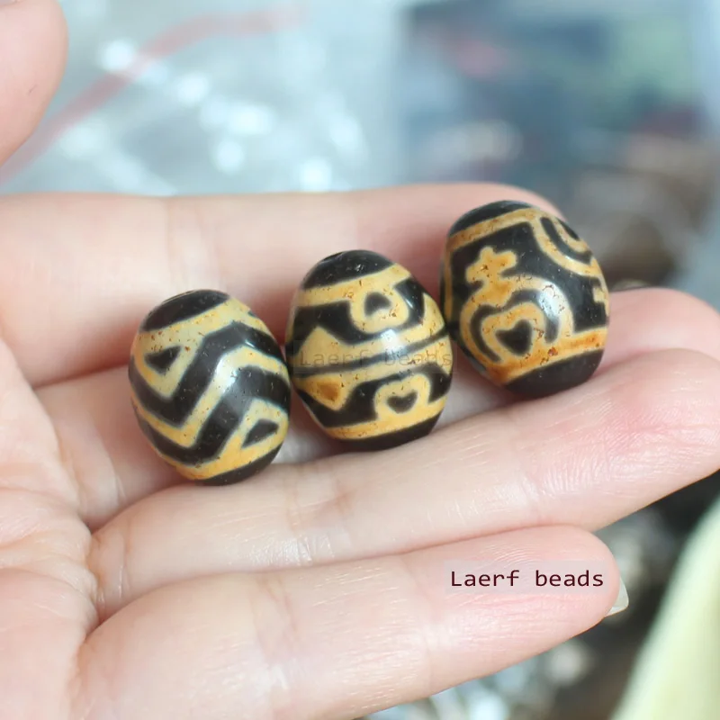 

Magic Power SUPER Energy Unique Style Tibetan old Dzi Agate Etched Bead ,Clearly lines,Good Quality,For DIY Jewelry Making !