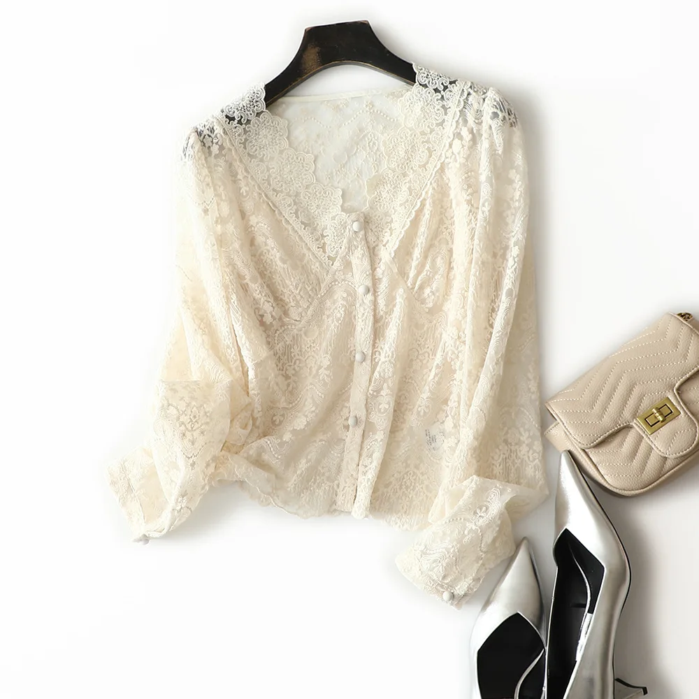 

Summer Women Court Style Embroidery Lace Shirt Baroque Style Blouses Female Elegant Tops with Camisole