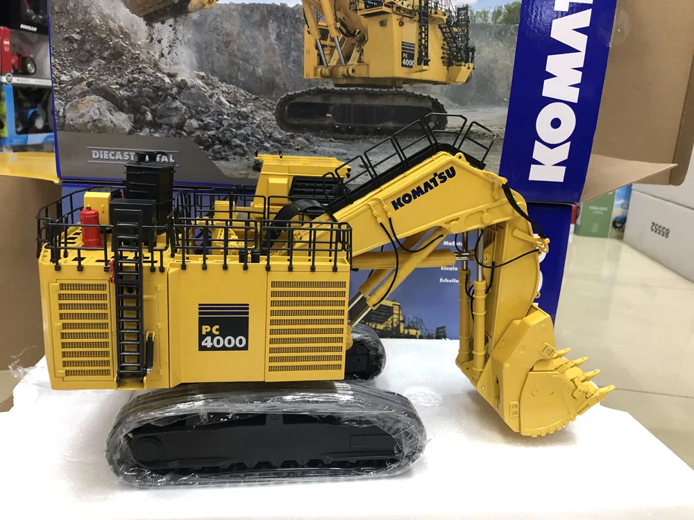 NZG 933 1:50 Komatsu PC4000 горный экскаватор с передней игрушечная Лопата