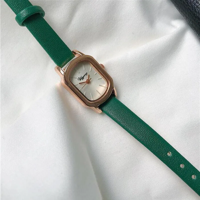 

2020 Fashion Luxury Women Watch Lady Simple Square Quartz Watch Dial Leather Watch Strap Gift Jewelry Packaging With Watch Box