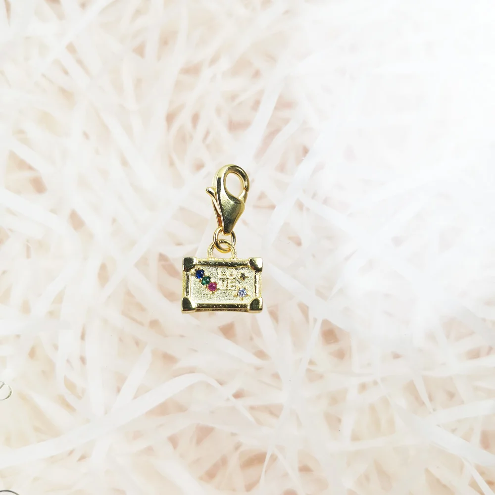 

Charm Pendant Vintage Suitcase 925 Sterling Silver in Golden Color Fit Bracelets & Necklace 2021 New Fine Jewelry Gift For Women
