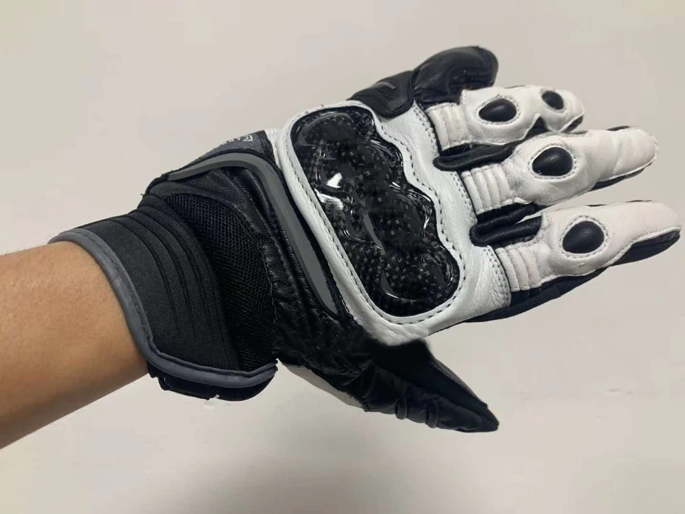 

Dain Carbon D1 Short Leather Gloves Motorcycle Downhill Bike Offroad Motocross Scooter Motorbike Mens Gloves