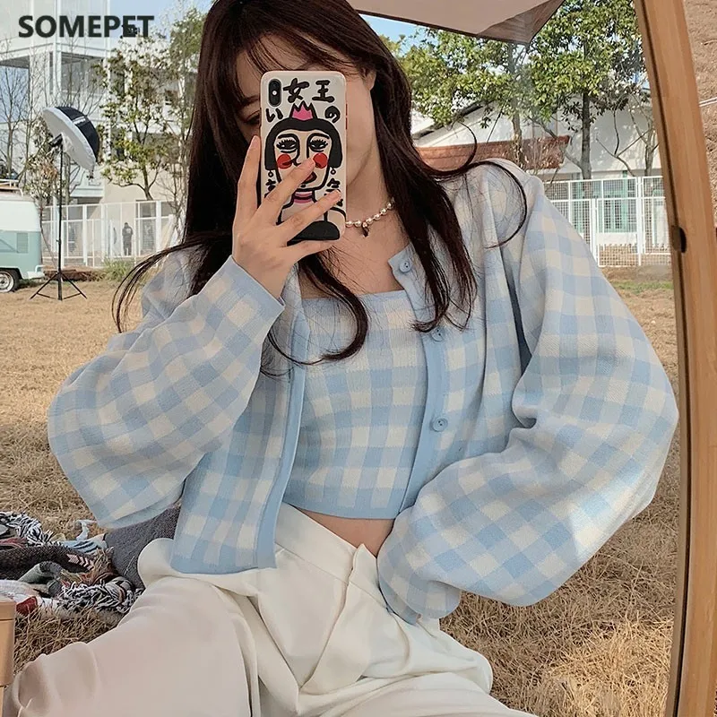 

Весенний вязаный костюм в клетку, повседневный модный однобортный Свободный кардиган с длинным рукавом и короткий жилет на бретельках, ком...