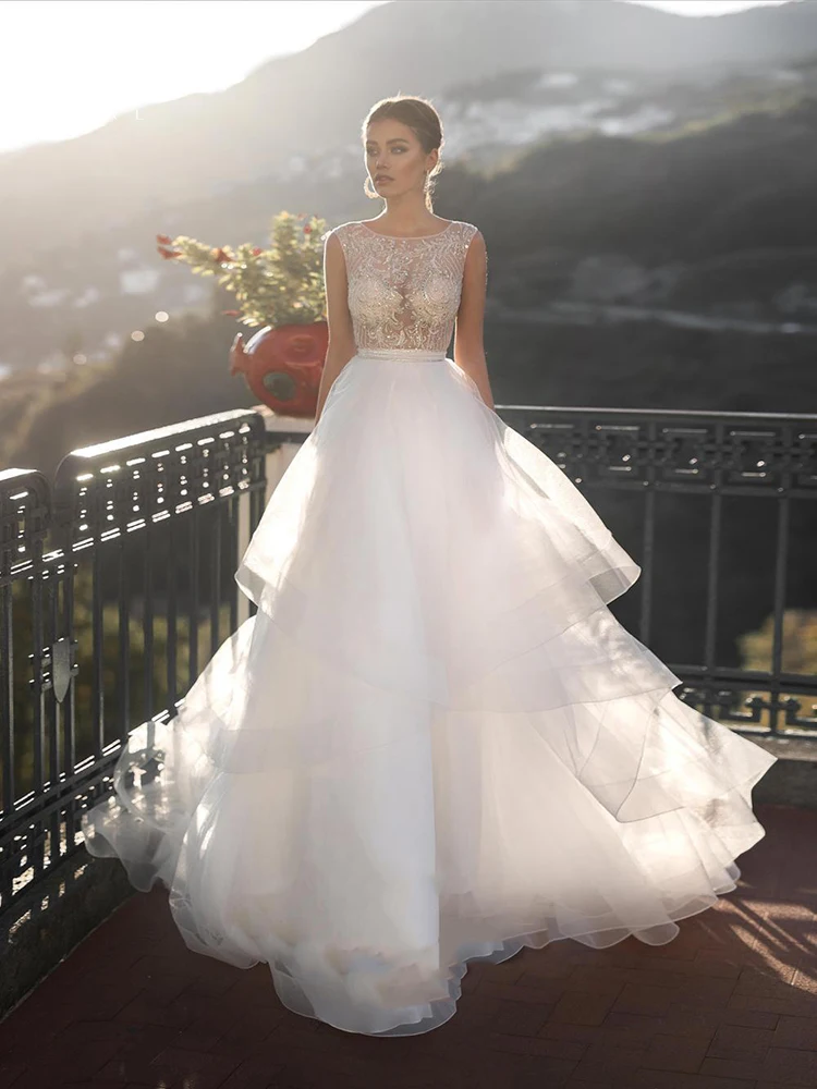 

MNGRL Simple Retro O-neck Sleeveless Bridal Dresses White Lace Hand Drill Fluffy Skirt Wedding Gown Plus Size Wedding Dress