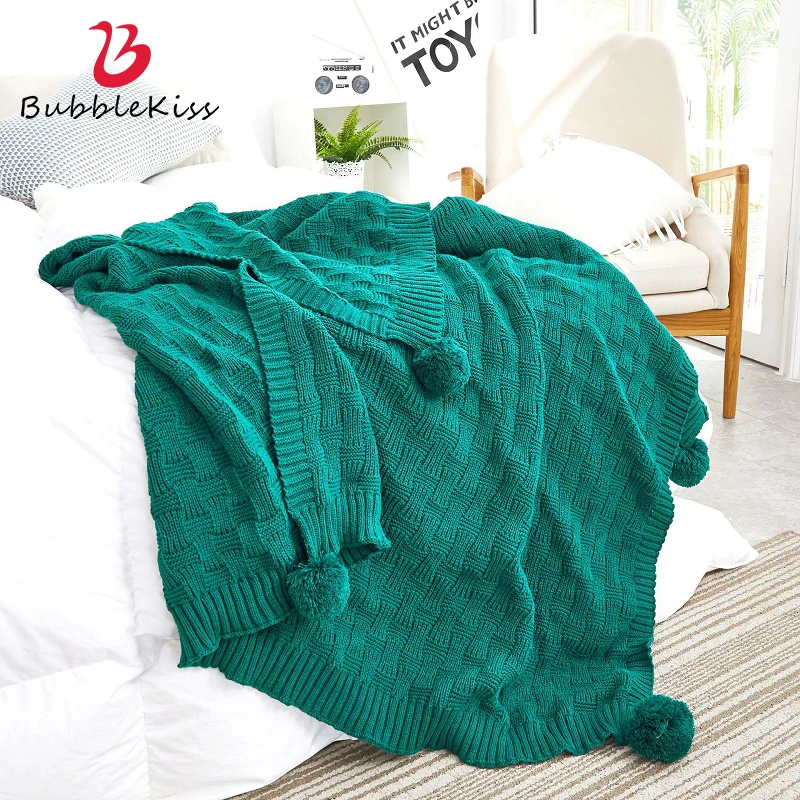 

Мягкое вязаное одеяло в современном стиле для спальни