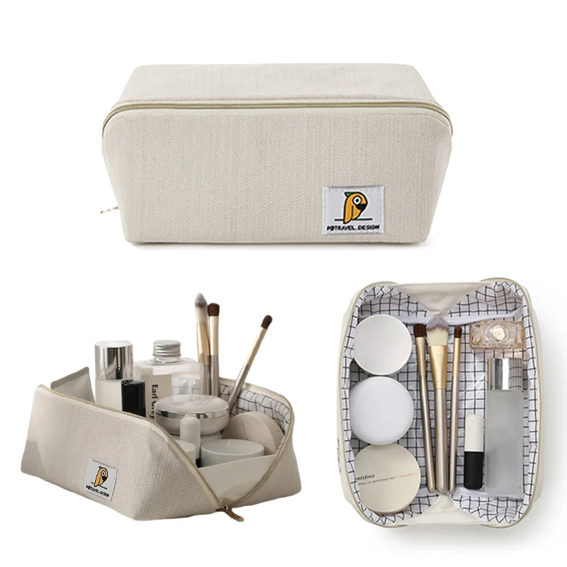 

High Capacity Cosmetic Bag for Women Fashion Wateproof Canvas Make Up Bag Mujer Travel Toiletry Bag Beveled Zipper Organizer