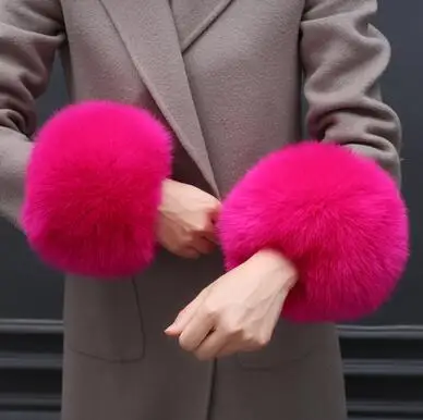 

Autumn and winter women's girl's super Large fox fur cuff oversleeps hand ring fur bracelet wrist hand arm warmers