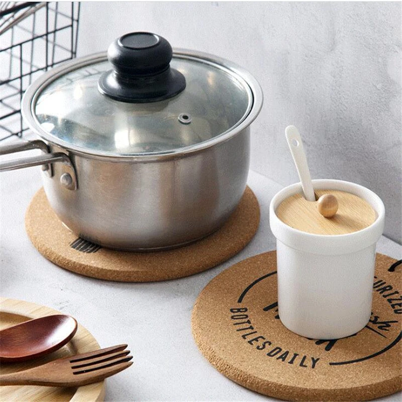 Новинка Простая обувь круглый пробковые подставки для столовых приборов питевых