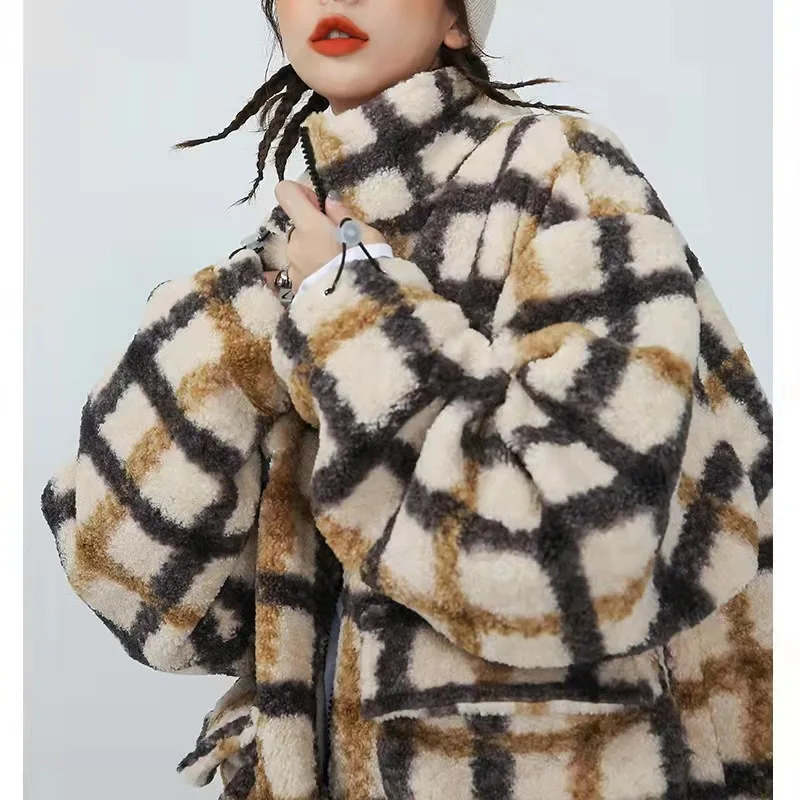 Куртка женская хлопковая в клетку модная утепленная свободная Корейском стиле
