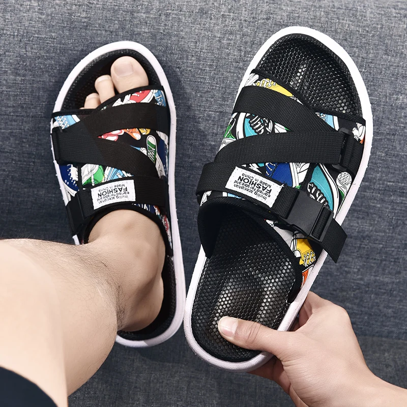 

Men's Summer Fashion Casual Sandals Personality Street Shooting Trend Slippers Men's Outdoor Beach Walking Slides Boys Shoes