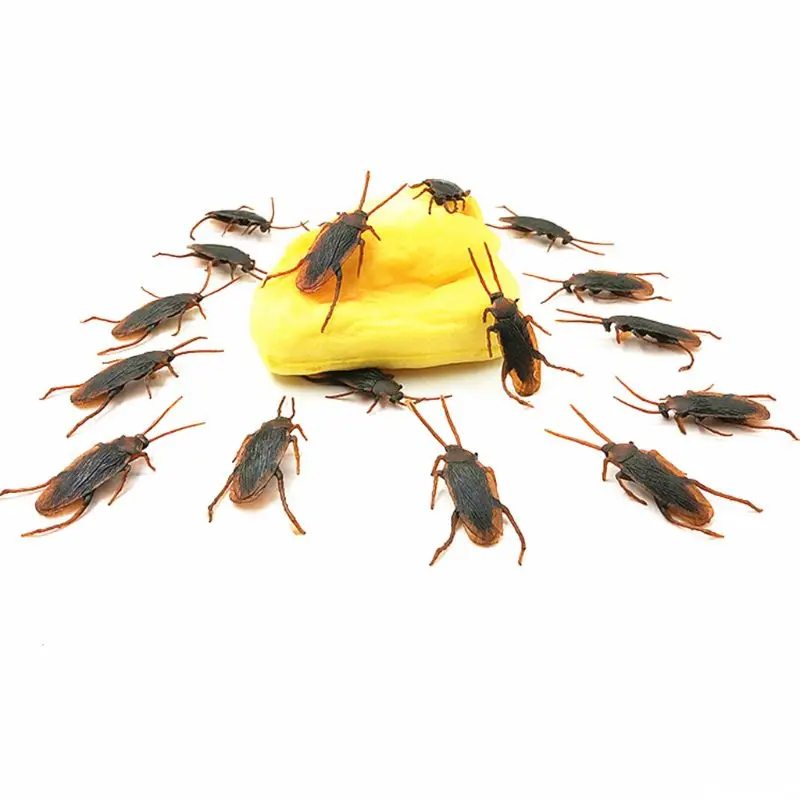

12Pcs Lifelike Cockroaches Toy Halloween Gadget Gags Practical Jokes Toys Plastic Bugs