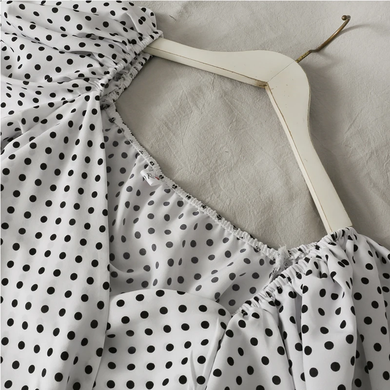 

KUSAHIKI Korean Dot Sweet Short Blouse Bow Bandage Slim Waist Women Shirt Pleated Puff Long Sleeve Blusas Top 2021 New 6E602